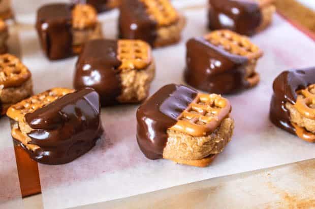 http://sallysbakingaddiction.com/2012/06/14/chocolate-covered-pretzel-cookies/
