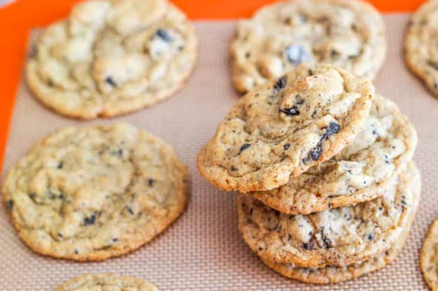 Oreo Cheesecake Cookies-8