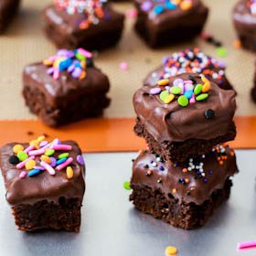 chocolate dipped brownie bites