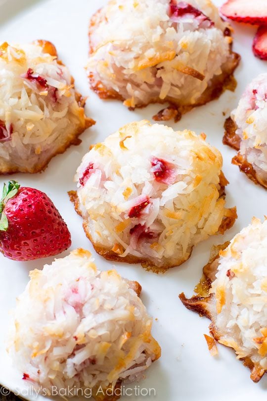 Easy Strawberry Coconut Macaroons that are chewy and moist on the inside and slightly crisp around the edges!