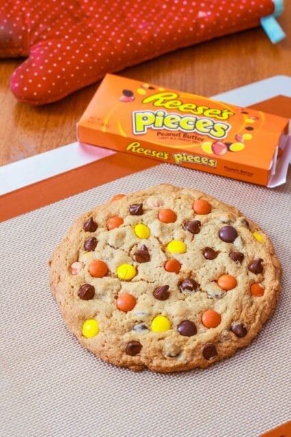 1 Giant Reese’s Pieces Peanut Butter Cookie