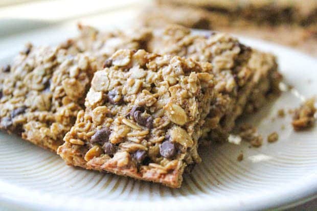 chocolate chip cookie granola bars