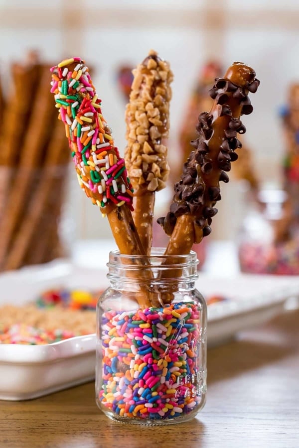 Loaded Caramel Dipped Pretzels Sally's Baking Addiction