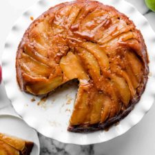 Caramel Apple Upside Down Cake Recipe
