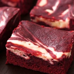 red velvet cheesecake swirl brownies