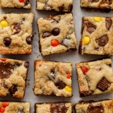 Candy Bar Blondies