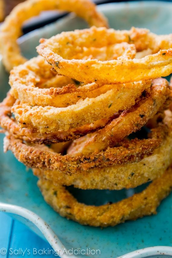 onion rings on a blue plate