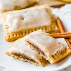 homemade frosted brown sugar cinnamon pop tarts