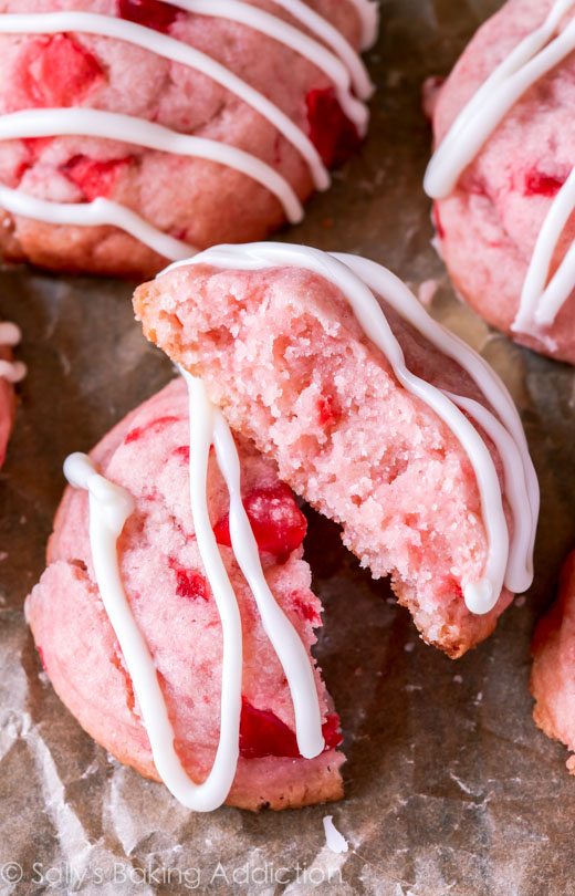 cherry almond shortbread cookies with white chocolate drizzle