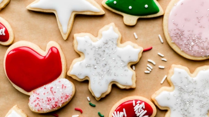 Christmas Sugar Cookies Recipe with Easy Icing