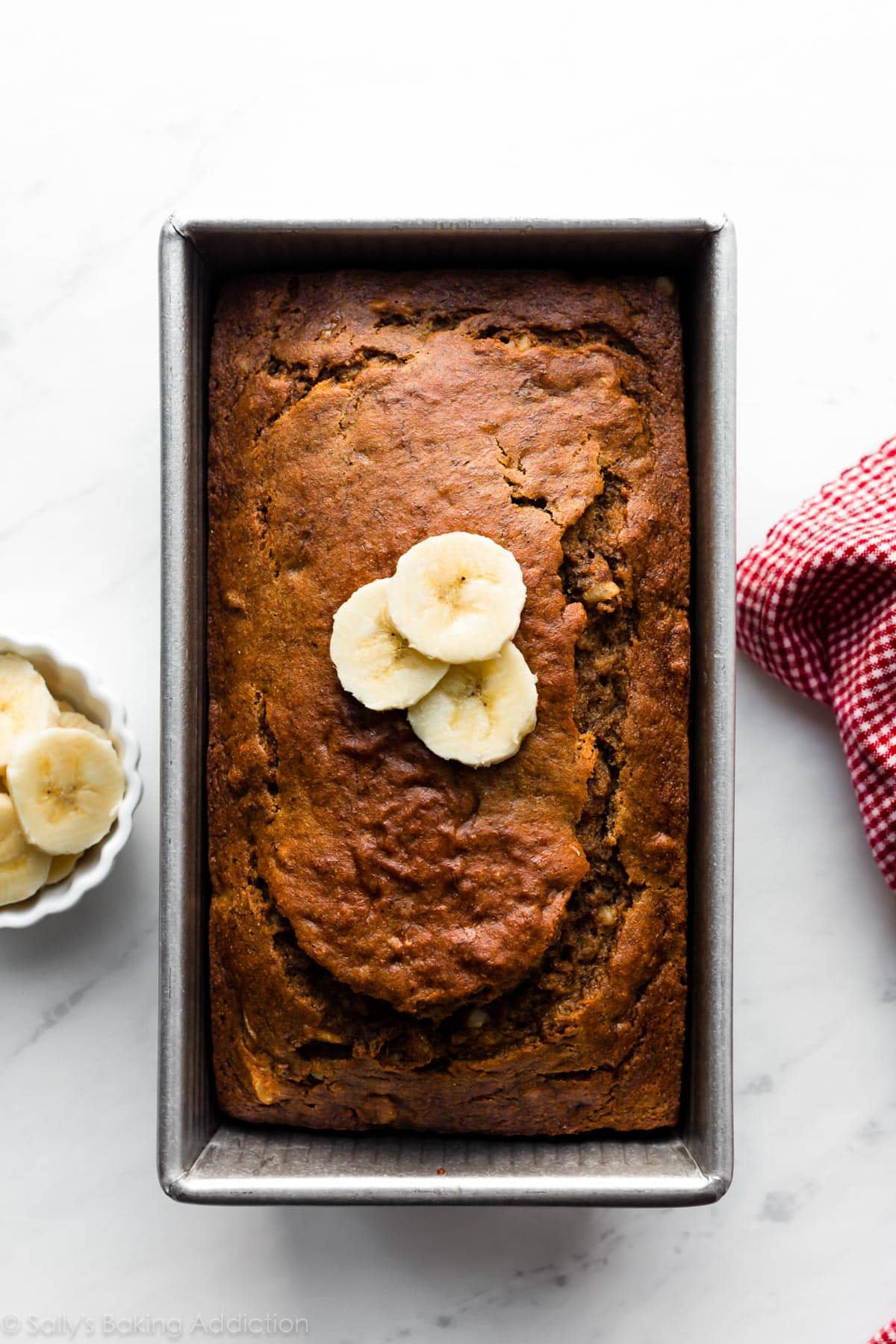 whole wheat banana bread in loaf pan