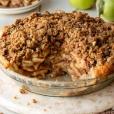 Apple Crumble Pie