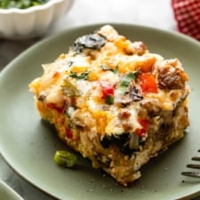 Easy Make-Ahead Breakfast Casserole
