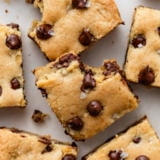 Classic Chocolate Chip Cookie Bars
