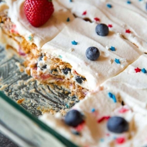 berries & cream icebox cake