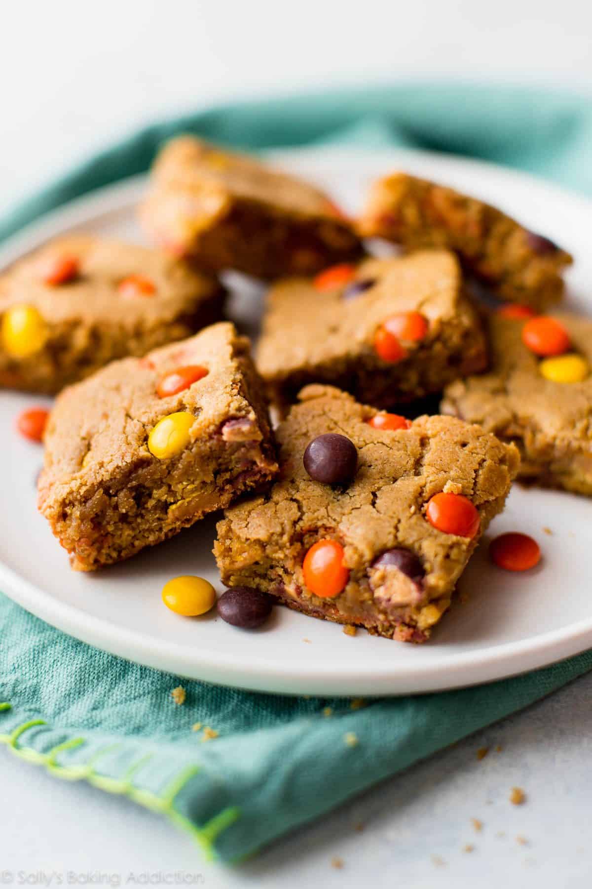 peanut butter blondies on a white plate