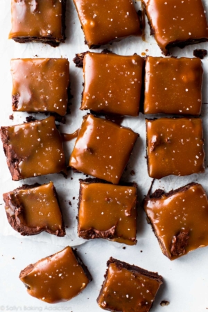 overhead image of salted caramel turtle brownies