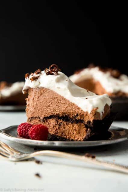 Sky High Chocolate Mousse Pie + Video