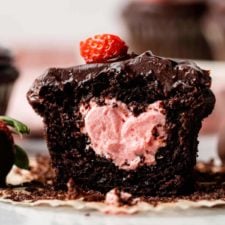 Chocolate Covered Strawberry Cupcakes