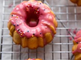 https://sallysbakingaddiction.com/wp-content/uploads/2018/02/mini-vanilla-pound-cakes-with-sprinkles-260x195.jpg