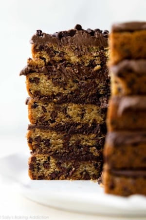 chocolate chip cookie layer cake showing the inside