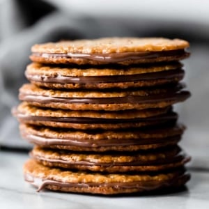 Stack of easy lace cookies with Nutella filling
