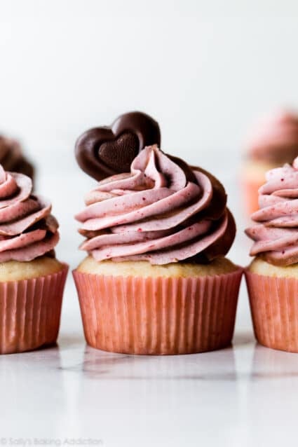 Cupid’s Cupcakes (Strawberry & Nutella)