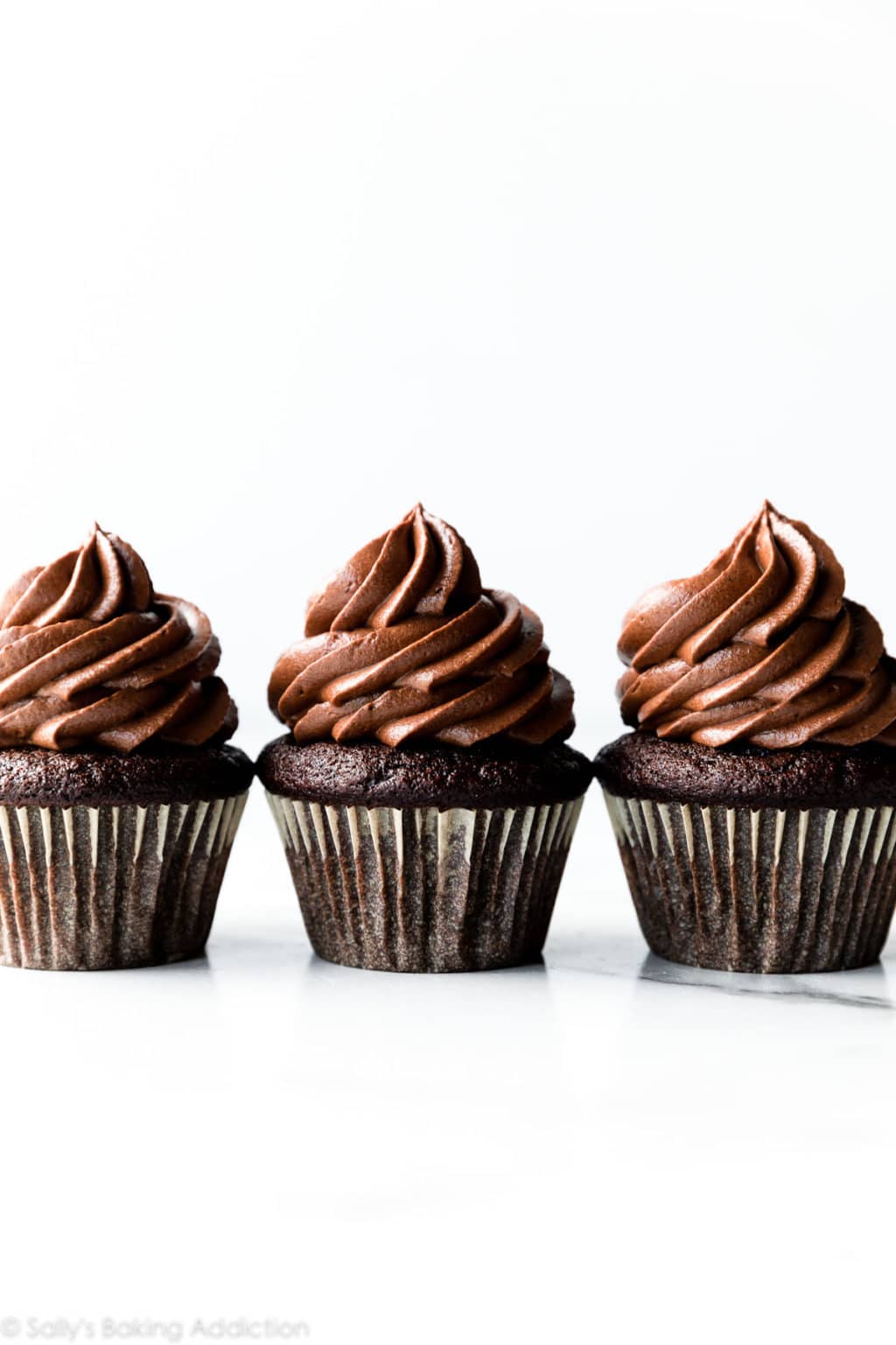 How to Make Chocolate Ganache (Easy Recipe) - Sally's Baking