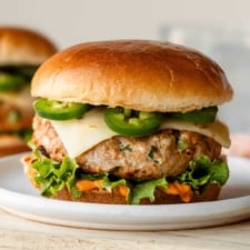 Jalapeño Pepper Jack Turkey Burgers