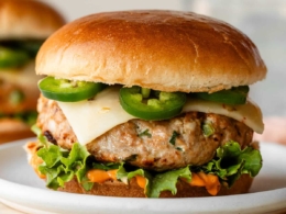 Jalapeño Pepper Jack Turkey Burgers - Sally's Baking