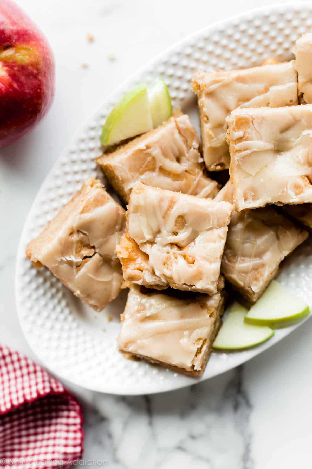 apple blondies on a white plate