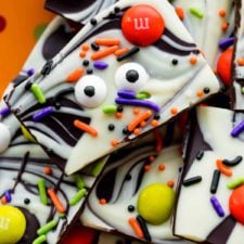 15 Fun Halloween Dessert Recipes: Boo Bark