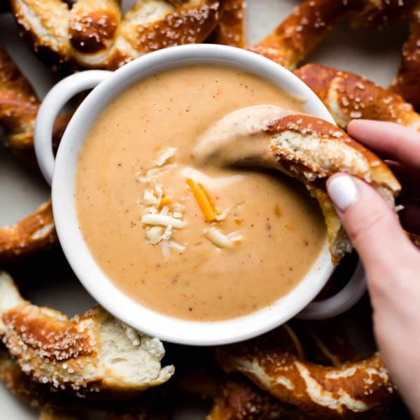 Beer Cheese Dip (Ready in 15 Minutes) Sally's Baking Addiction