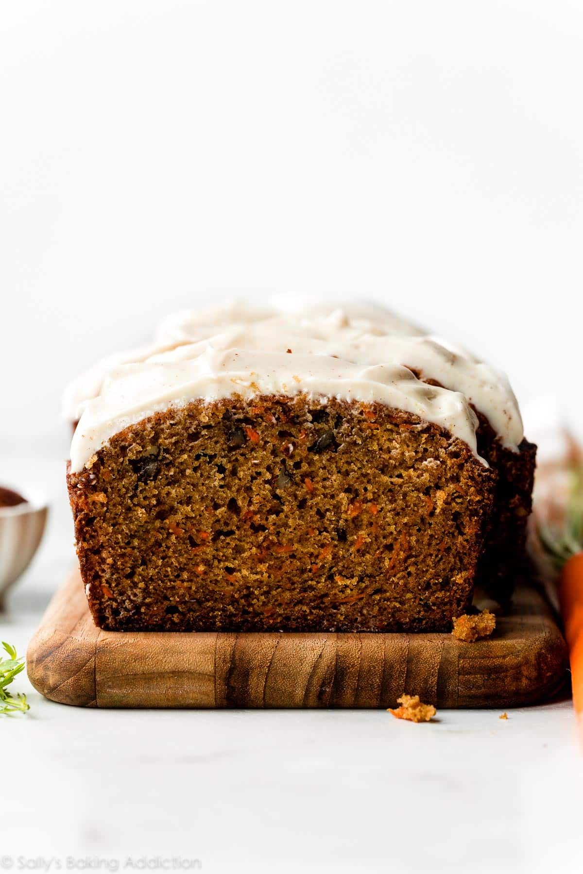 carrot cake bread with cream cheese frosting