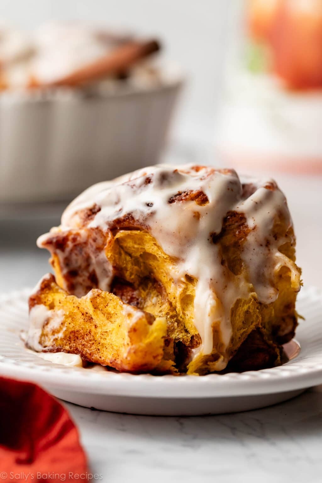 Pumpkin Cinnamon Rolls - Sally's Baking