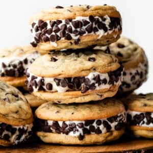 https://sallysbakingaddiction.com/wp-content/uploads/2022/06/chocolate-chip-cookie-ice-cream-sandwiches-1-1-300x300.jpg