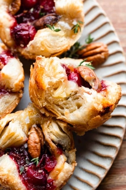 Cranberry Brie Puff Pastry Tarts