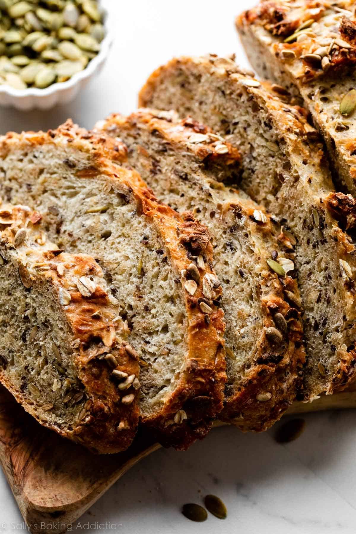 4 slices of seeded oat bread.