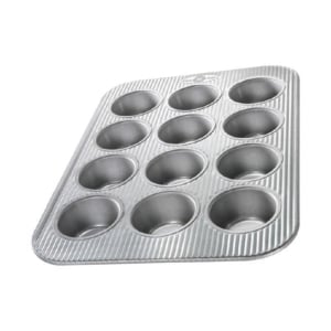 standard muffin tin
