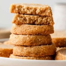 Brown Sugar Shortbread Cookies