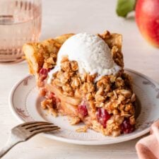 Apple Cranberry Crumble Pie