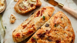 pizza-bread-no-knead-3-320x180.jpg