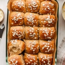 Oatmeal Molasses Dinner Rolls