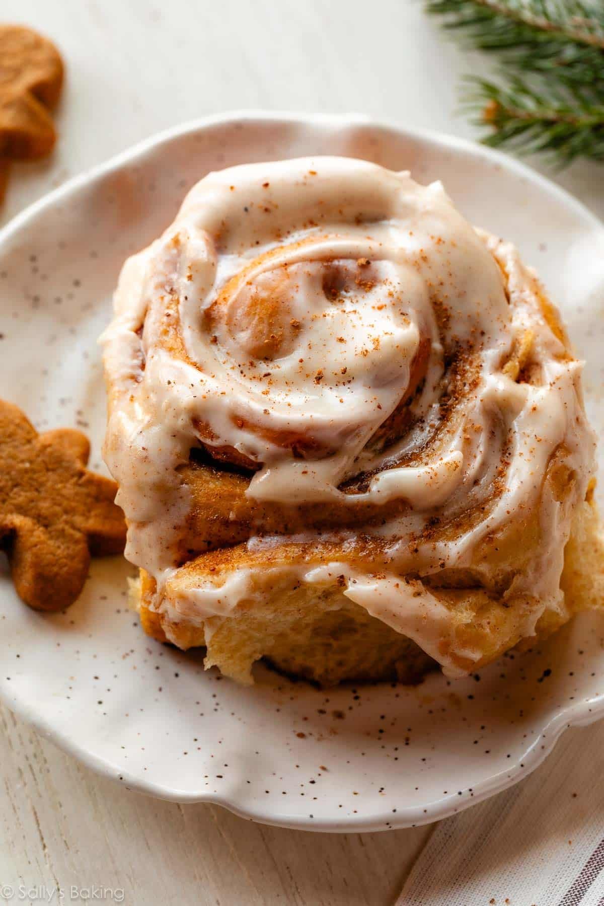 gingerbread cinnamon roll on plate.